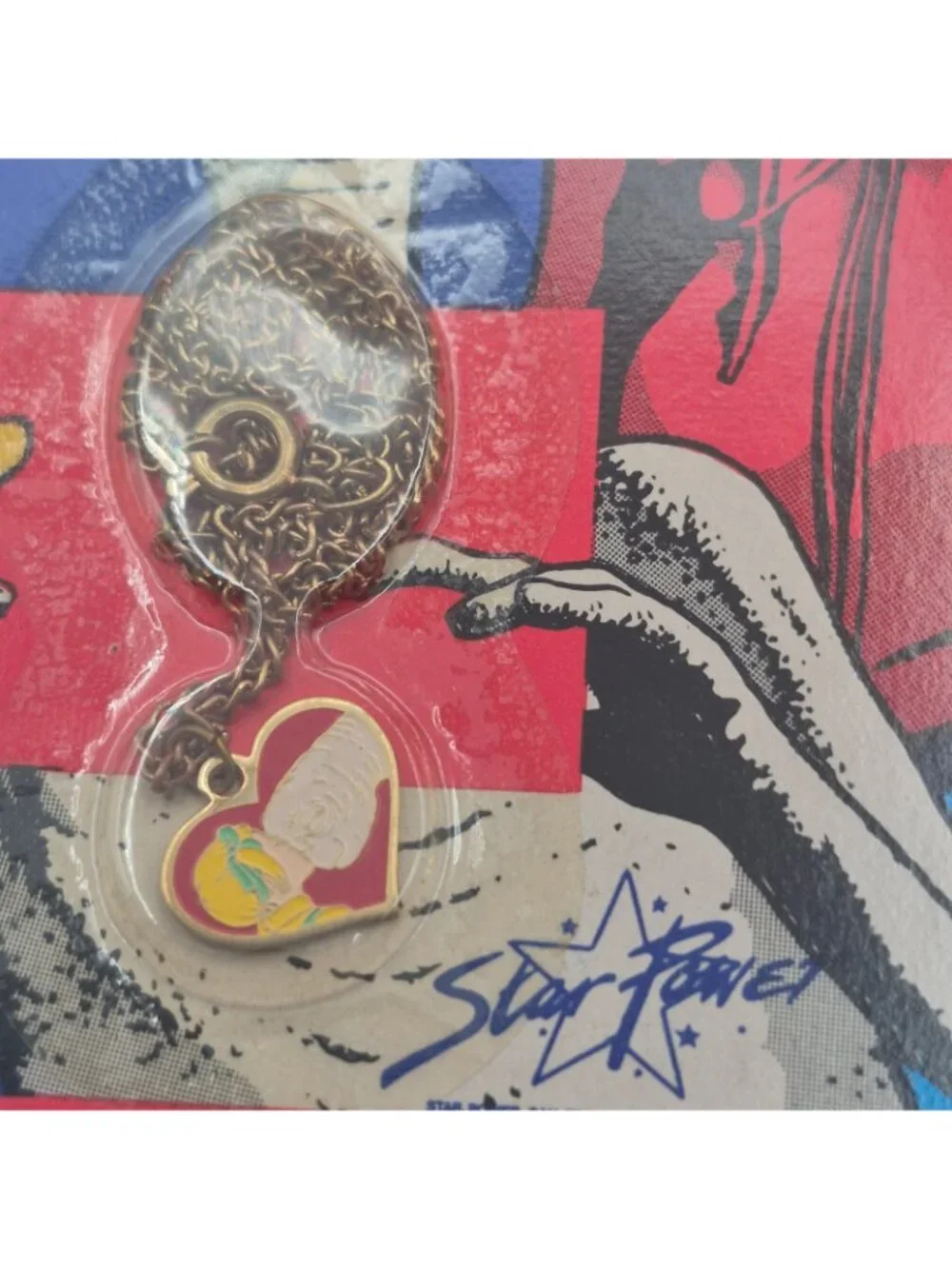Vintage 1982 E.T. Jewelry Pendant Heart Chain Steven Spielberg Collectible